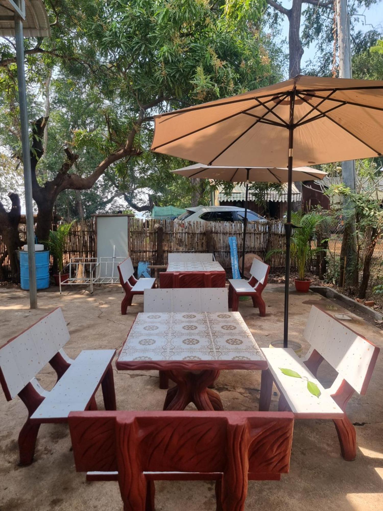 Discover Kratie Homesetay 외부 사진